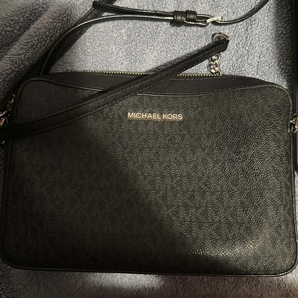 Micheal lots purse